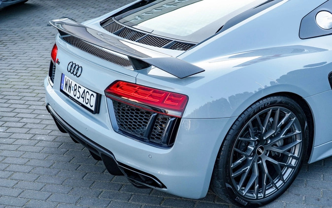Audi R8 cena 528000 przebieg: 42000, rok produkcji 2017 z Janikowo małe 277